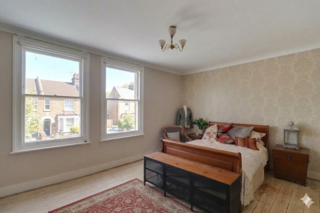 Property photo 2 of 19 Bedroom 1