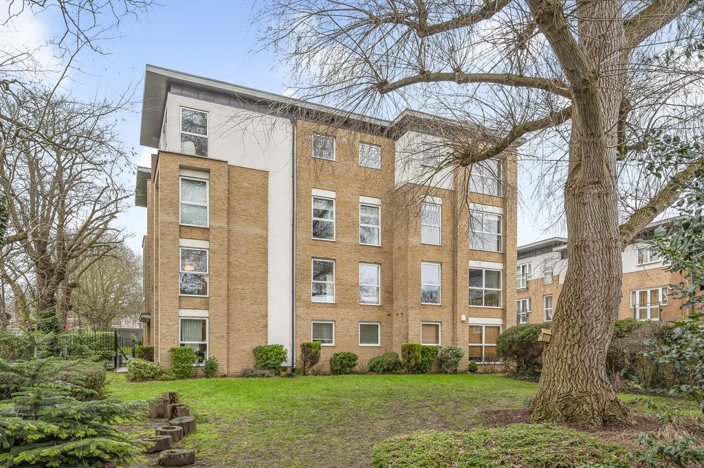 Property photo 3 of 9