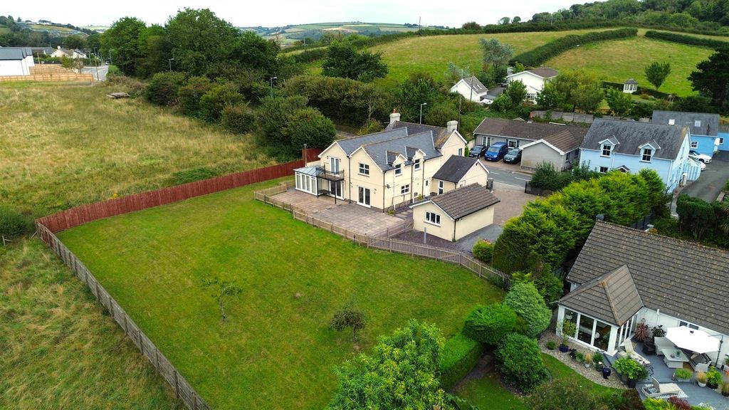 Property photo 1 of 48 Dji_0194.Jpg