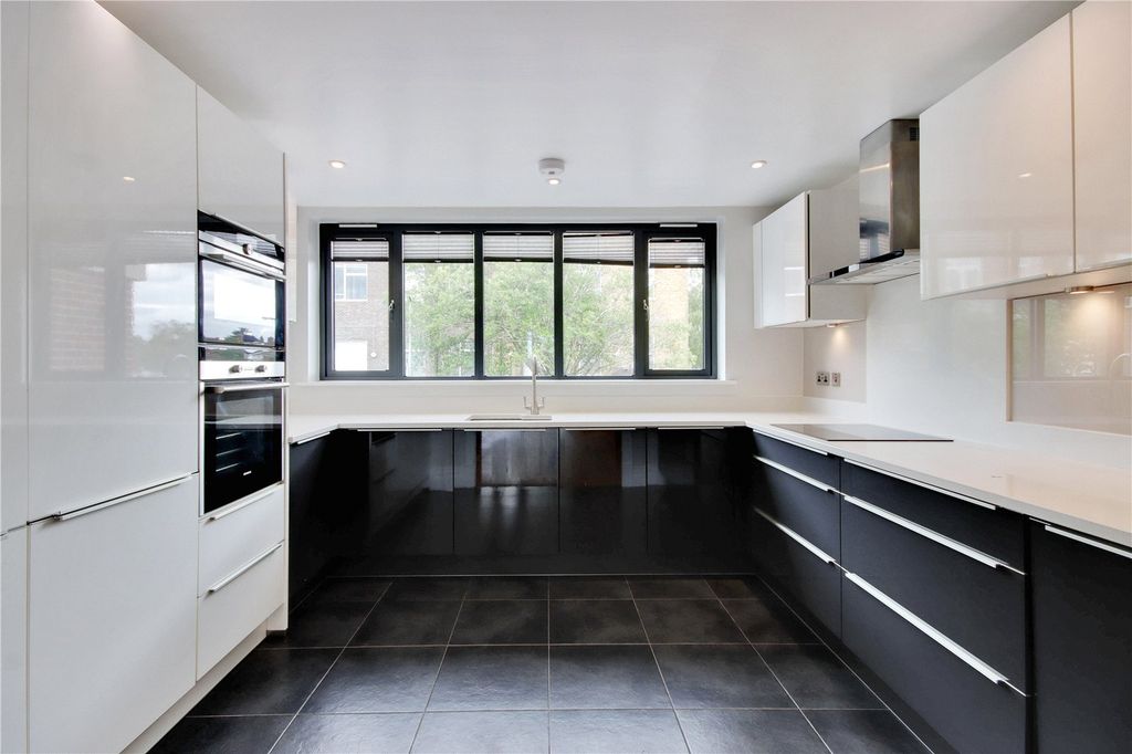 Property photo 2 of 13 Kitchen