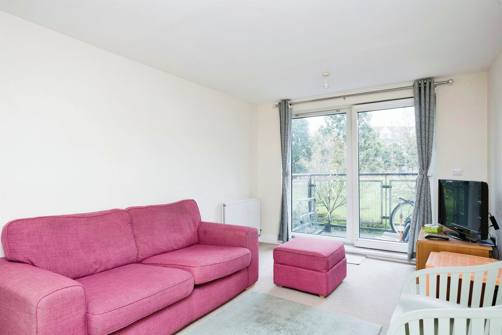 Property photo 3 of 13