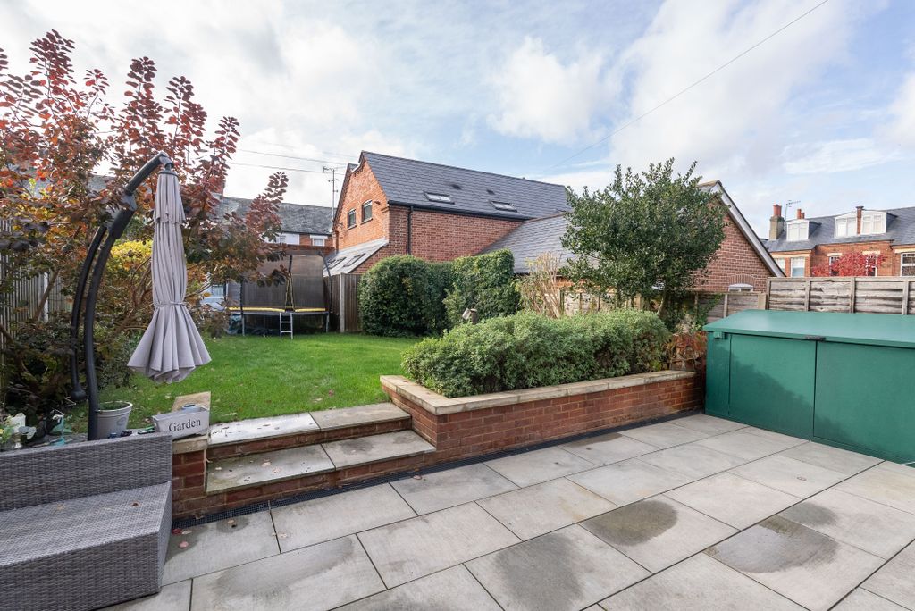 Additional image 15 of 5 bed semi-detached house for saleLonsdale Road, Dorking RH4