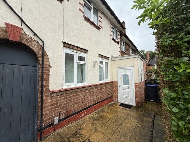 Property photo 1 of 11 Front