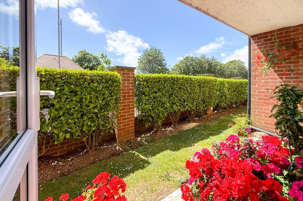 Property photo 2 of 15