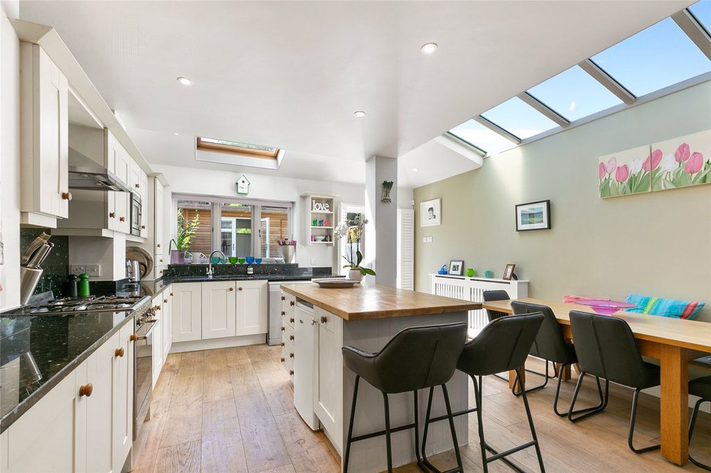 Property photo 2 of 15 Picture No. 07