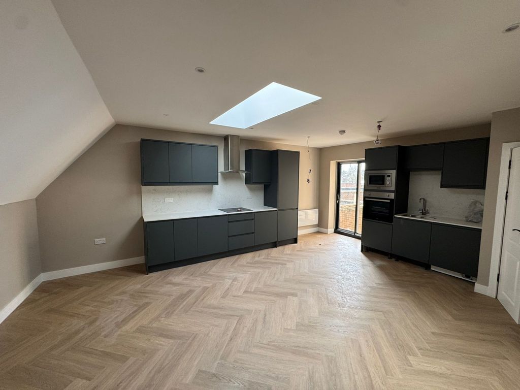 Property photo 1 of 3 1 Bed Flat To Rent Marlowes, Hemel Hempstead Hp1