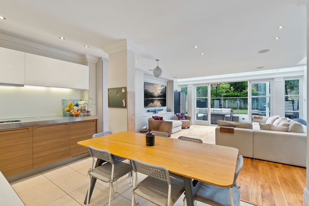 Additional image 5 of 4 bed semi-detached house for saleGrosvenor Road, Richmond TW10