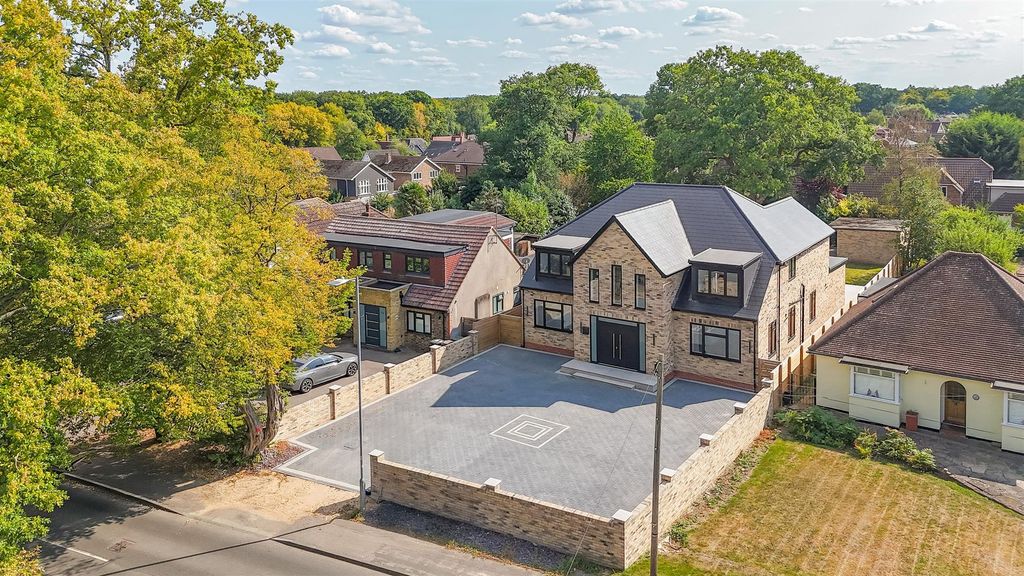 Property photo 1 of 37 110 Mount Pleasant Lane - Image 1.Jpg