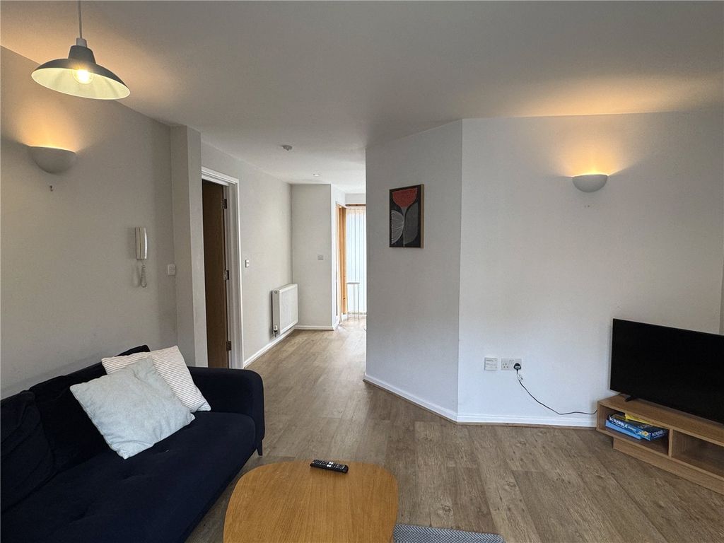 Property photo 3 of 14 Picture No. 70