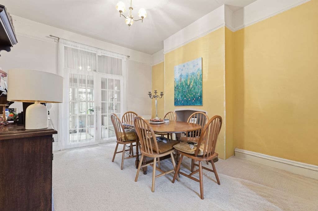 Property photo 3 of 28 d113Ffbfb223Be539Bfbe506E4987172B32340c9.Jpg