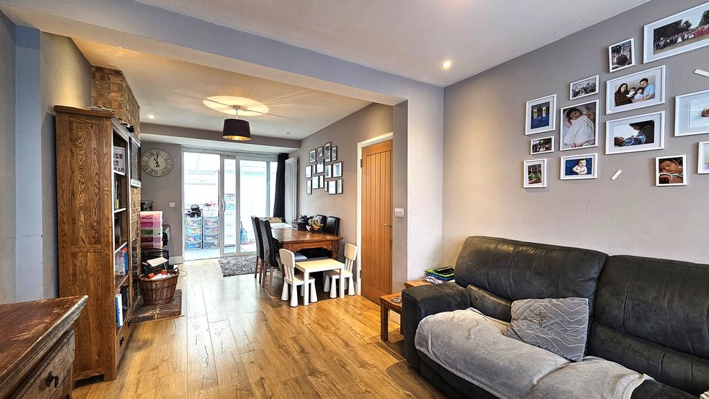 Property photo 3 of 24