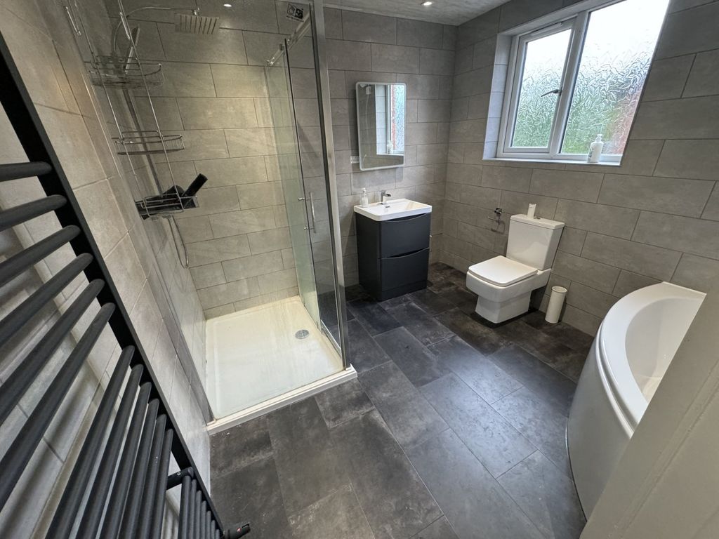 Property photo 3 of 9 Picture No. 05