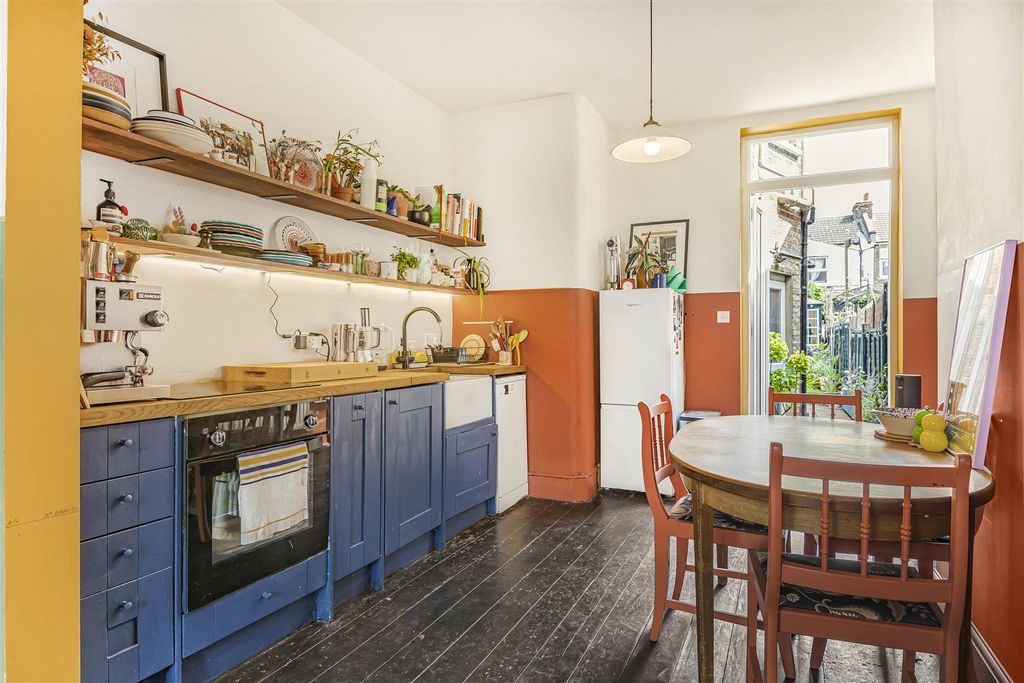 Property photo 3 of 29 3