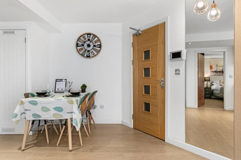 Property photo 2 of 12 Dining