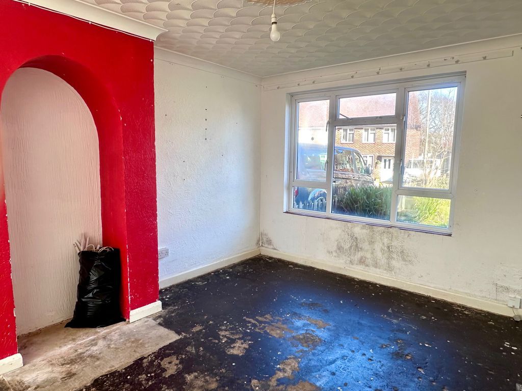 Property photo 2 of 16 Photo 2