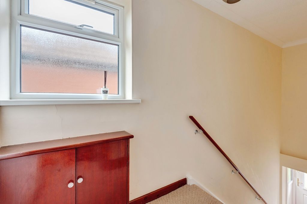 Property photo 2 of 11 Pbox-Img.Jpg
