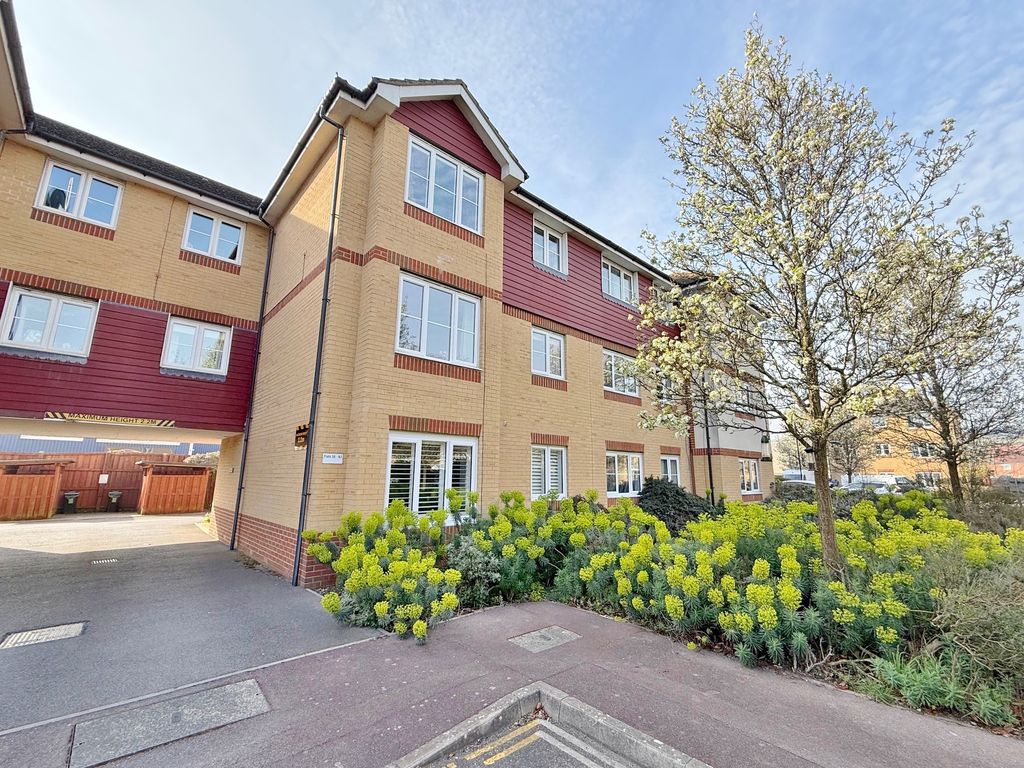 Property photo 1 of 16