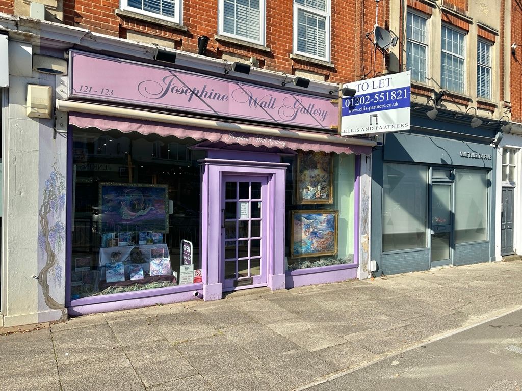 Property photo 3 of 8 Photo 10