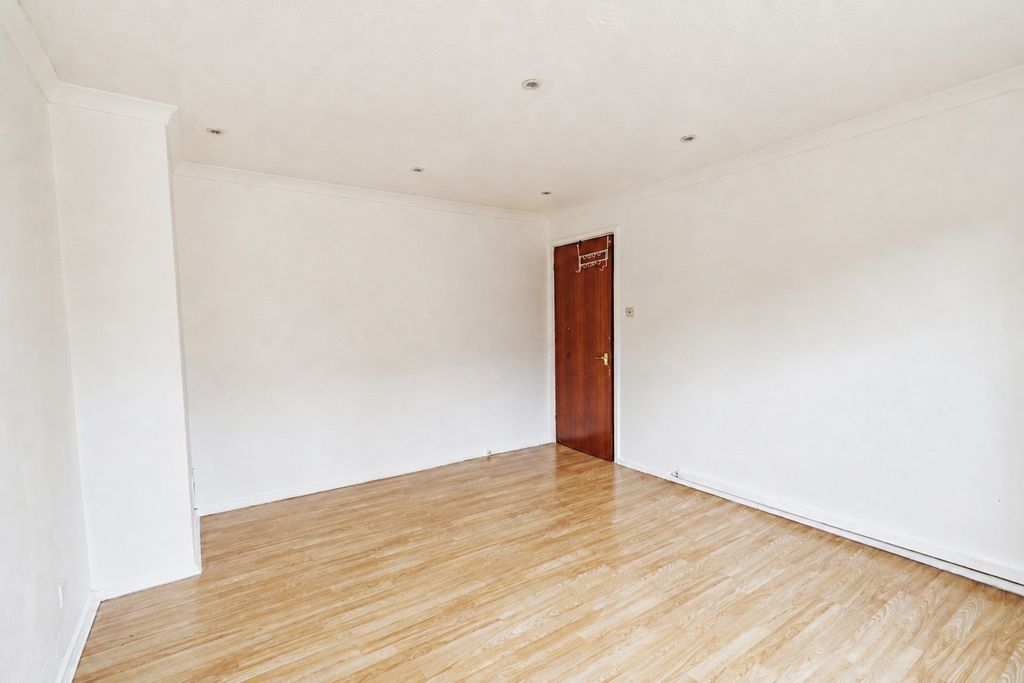 Property photo 3 of 17 Living Room 3