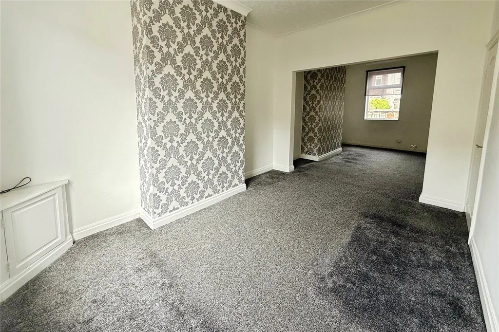 Stafford Road, Swinton, Manchester, Greater Manchester M27 - View 6