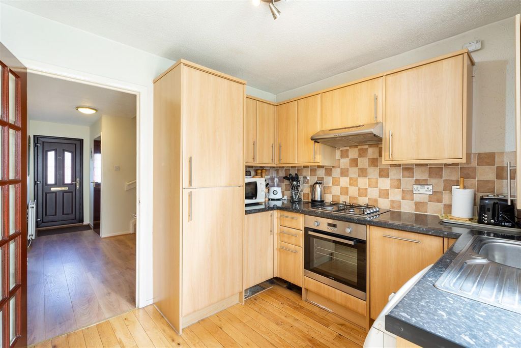 Property photo 3 of 18 14Alexander-04.Jpg