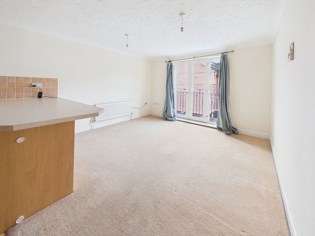 Property photo 3 of 9