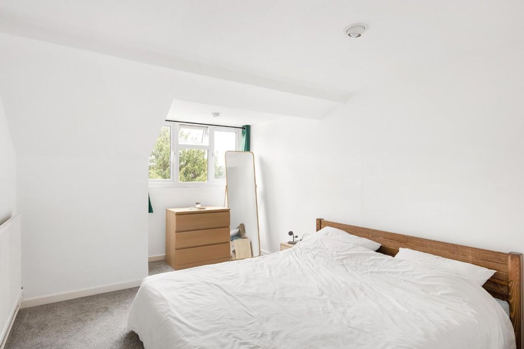 Property photo 3 of 17 Picture No. 63