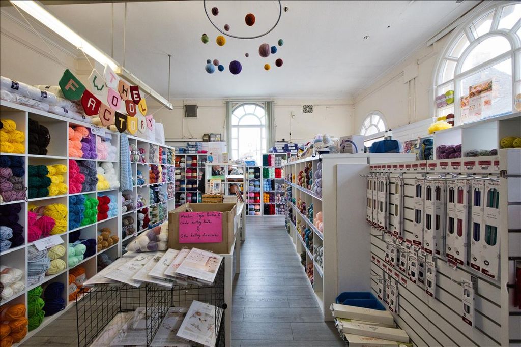 Property photo 2 of 23