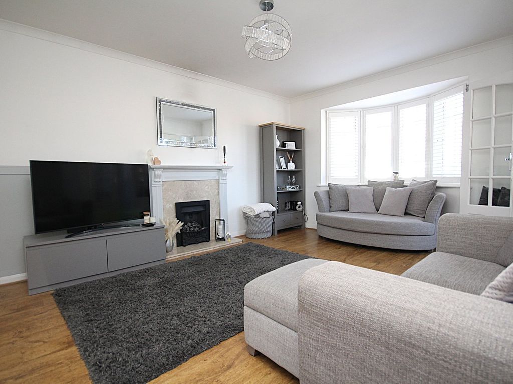 Property photo 3 of 23