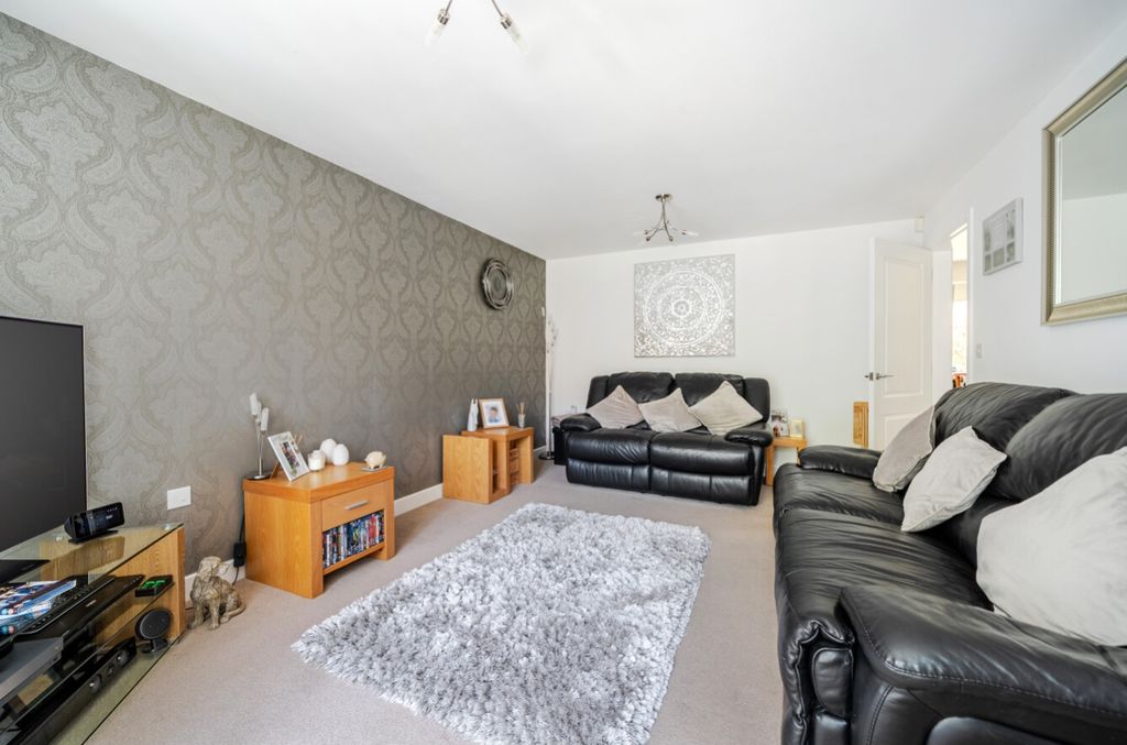 Property photo 2 of 28 1484571-3-6A3d9B5Bf1244