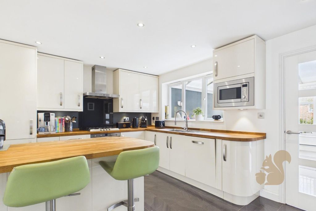 Property photo 2 of 22 Cam01814G0-Pr0087-Still001.Jpg