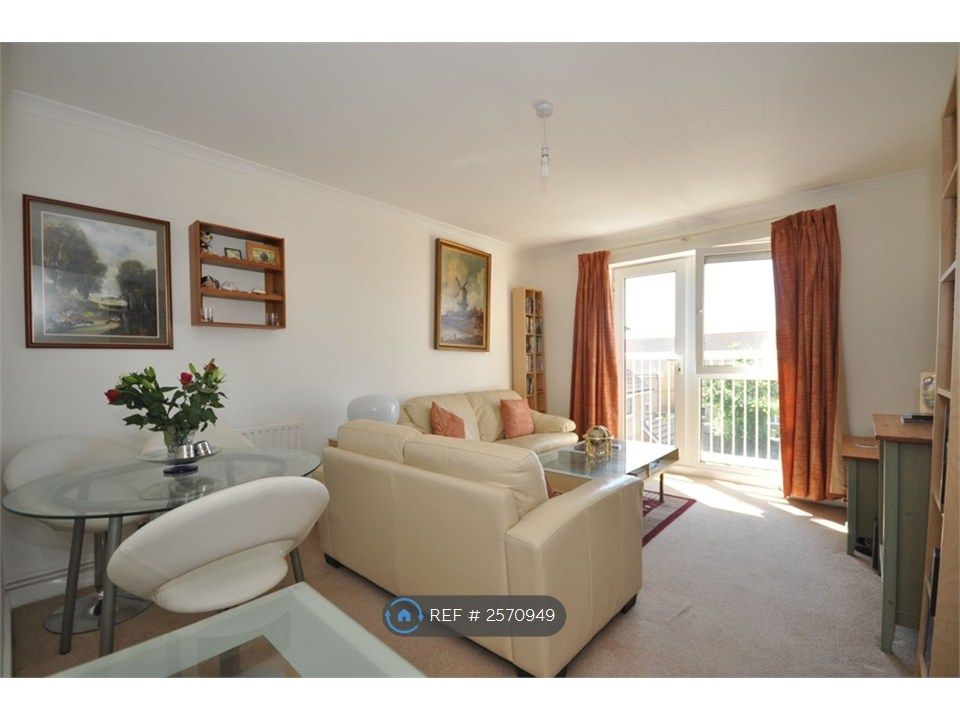 Property photo 3 of 7
