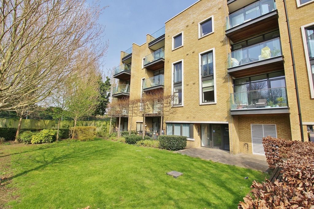 Property photo 2 of 10