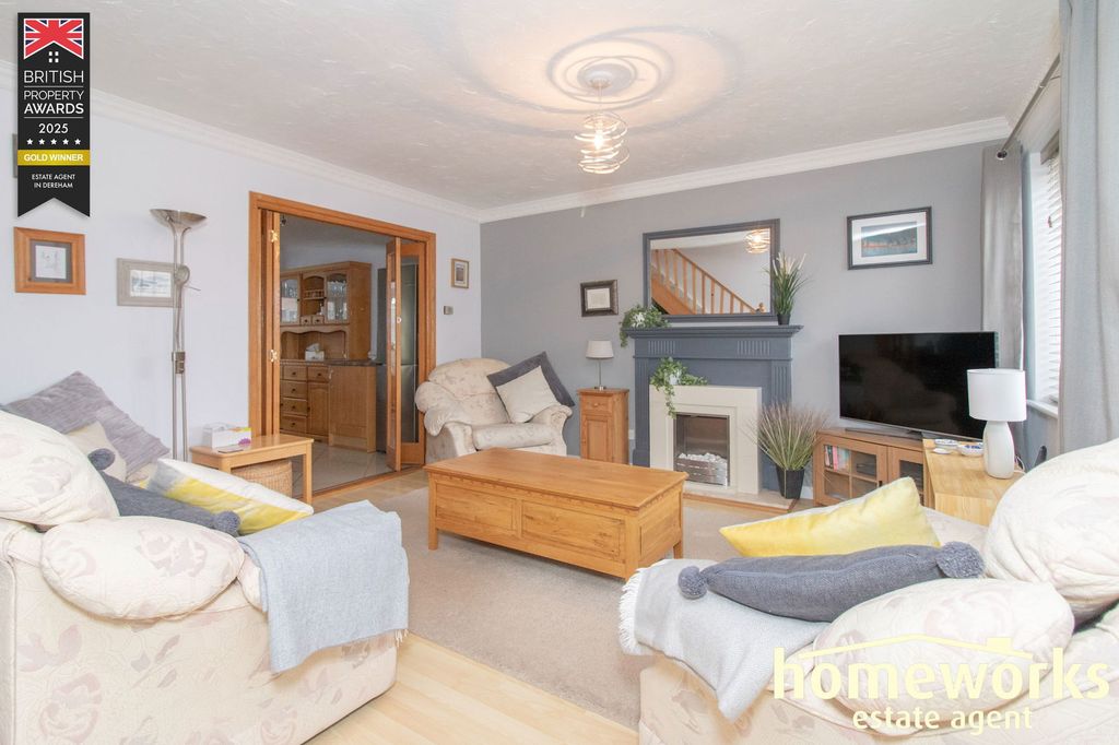 Property photo 3 of 17