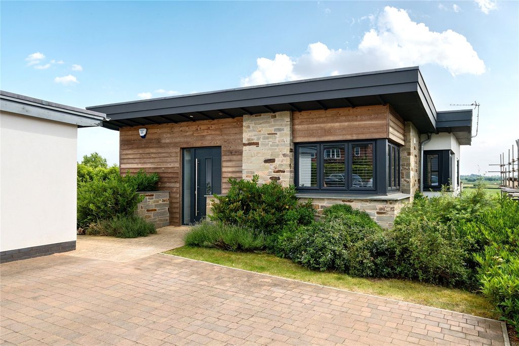 Property photo 1 of 16 Front Elevation