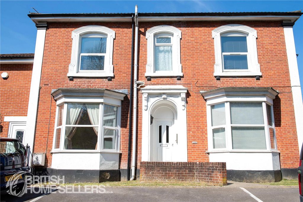 Property photo 1 of 9 Picture No. 14