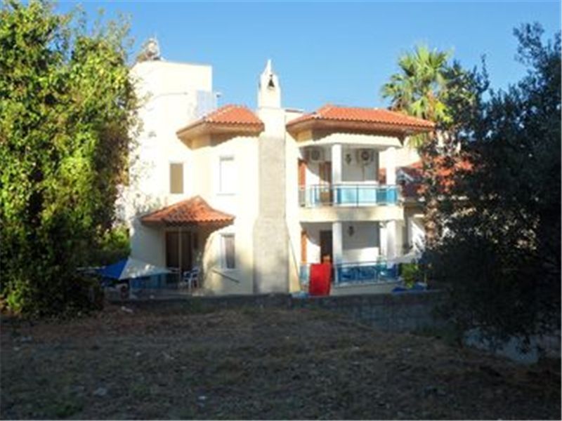 Property photo 2 of 29