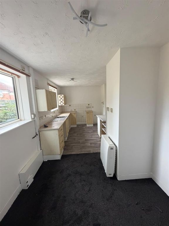 Property photo 3 of 15 Whatsapp Image 2026-08-24 At 3.49.33 Pm (1).Jpeg