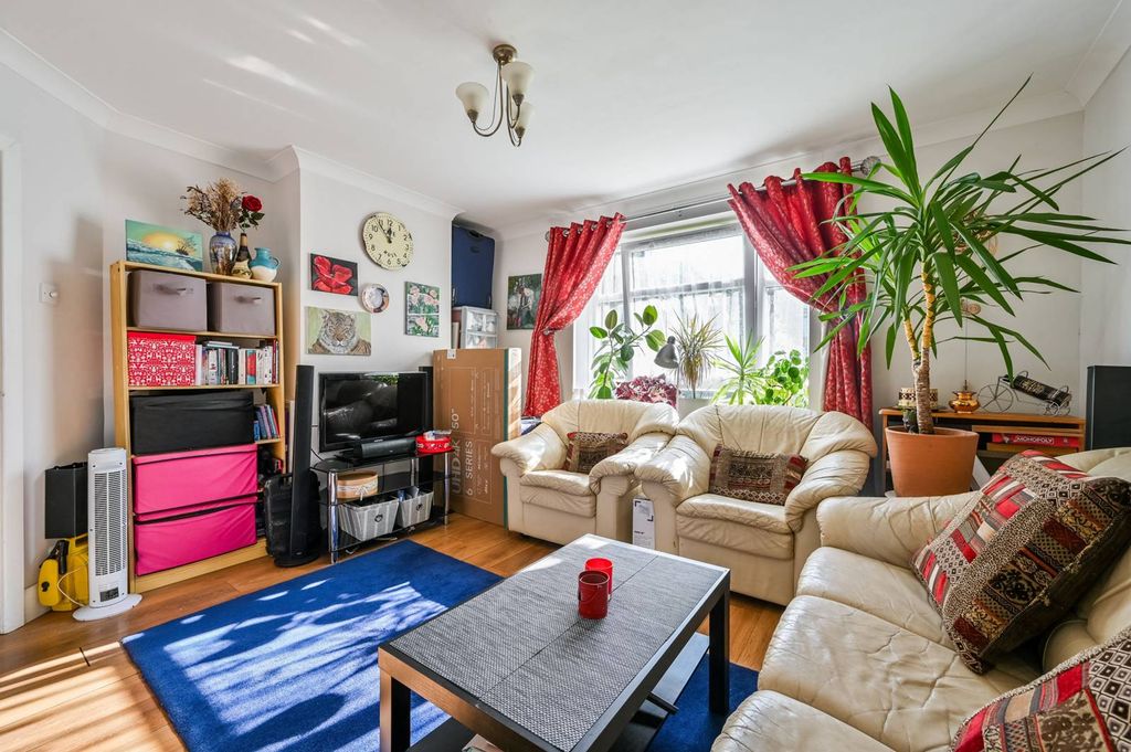 Property photo 1 of 10