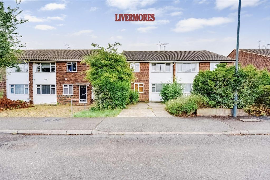Property photo 1 of 14 External