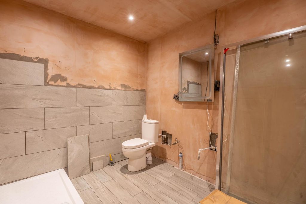 Property photo 3 of 37 3A9Bfca77A29E32Ccde196A6141201ba.Jpg