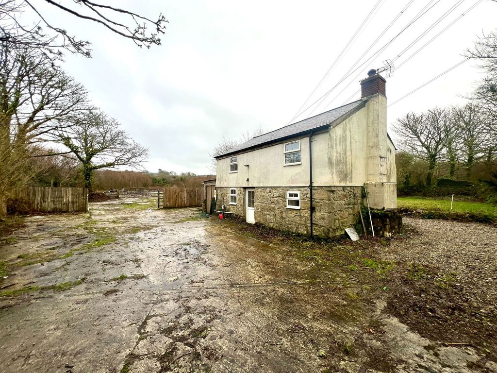 Property photo 3 of 19