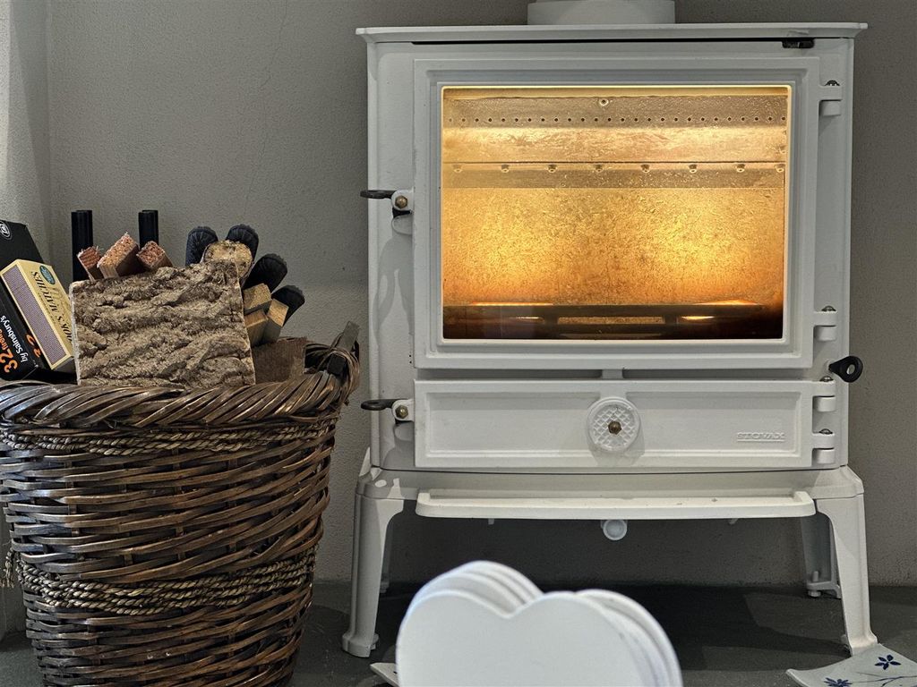 Property photo 3 of 19 B620Fd45-4D81-40Bd-Af18-A568E1229Aa2.Jpeg