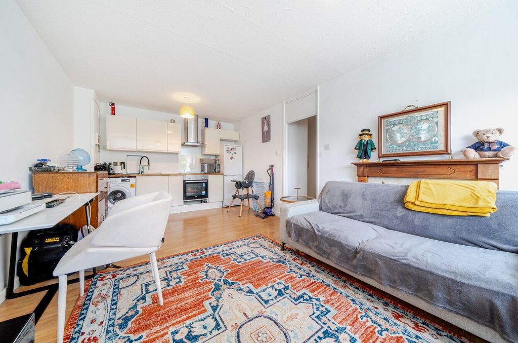 Property photo 1 of 8 Picture No. 05