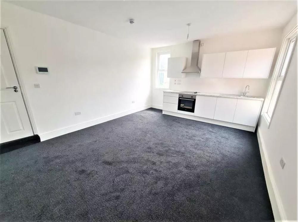 Property photo 2 of 6 Open Plan Sitting Room/ Kitchen Pic 1
