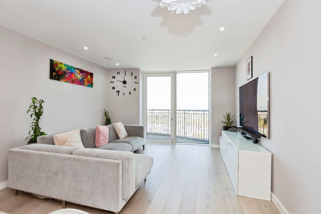 Property photo 1 of 15 Living Area