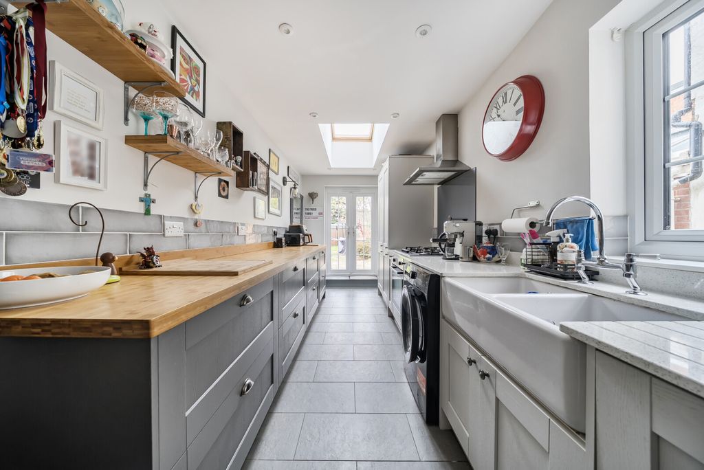 Property photo 2 of 19 Picture 2