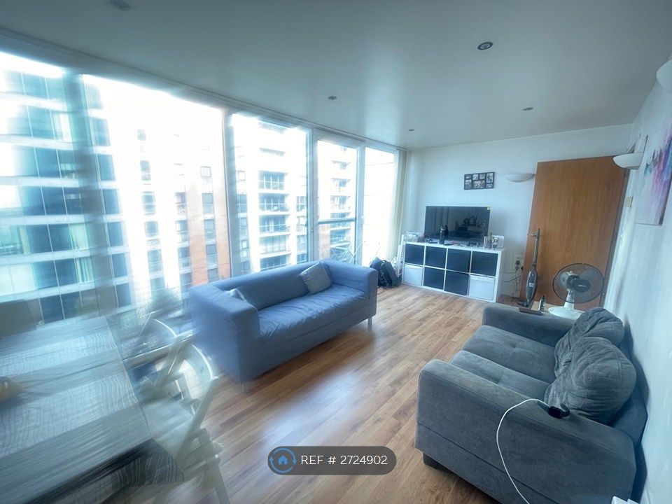 Property photo 2 of 23