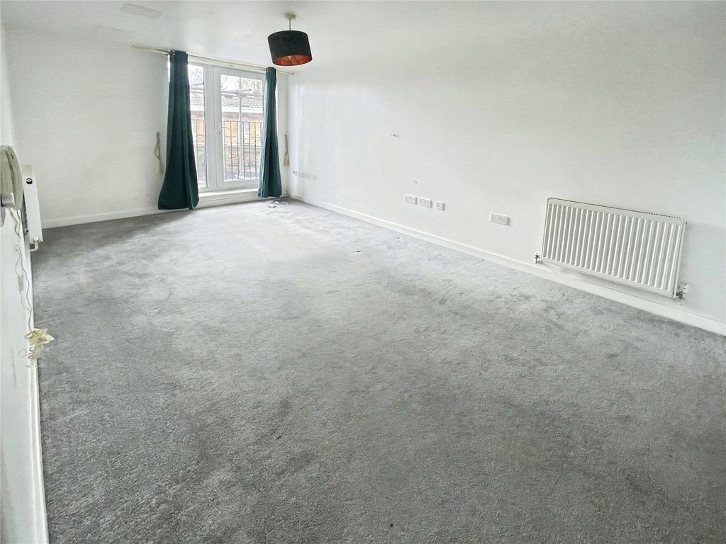 Property photo 2 of 6 Picture No. 05
