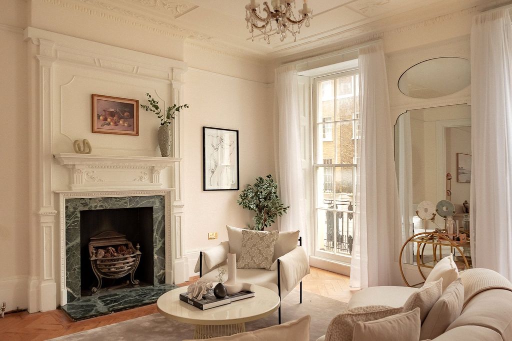 Property photo 3 of 22 Picture 3